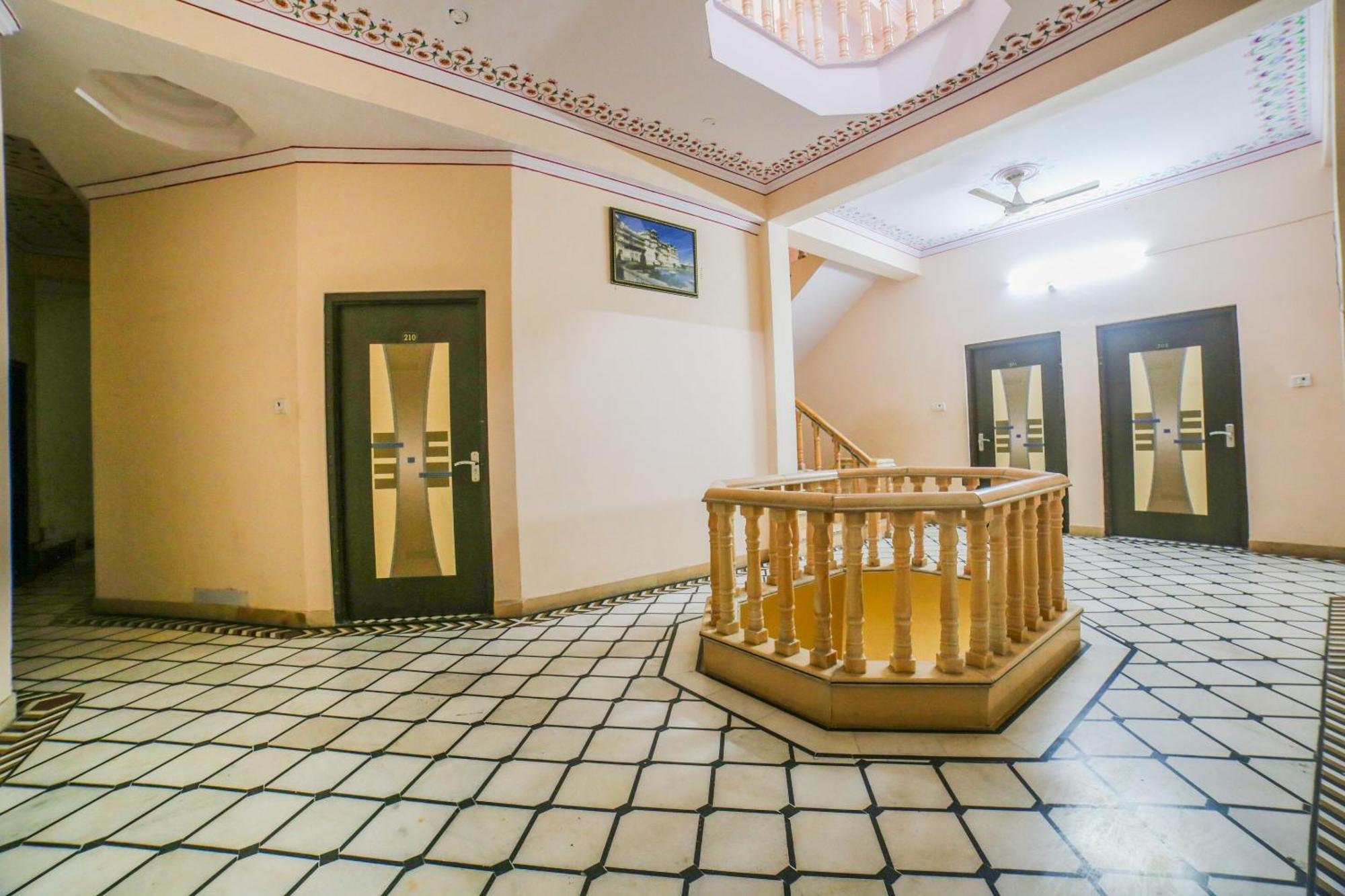 Collection O 36316 Hotel White Palace Divisione di Jaipur Esterno foto